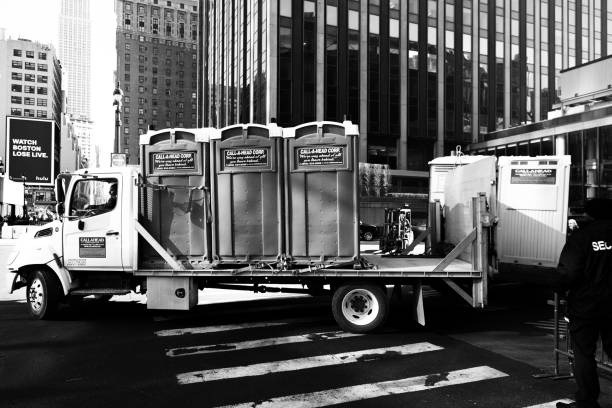 Portable Toilet Options We Offer in Fern Acres, HI